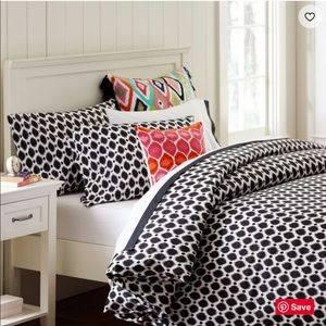 pottery barn teen duvet + shams